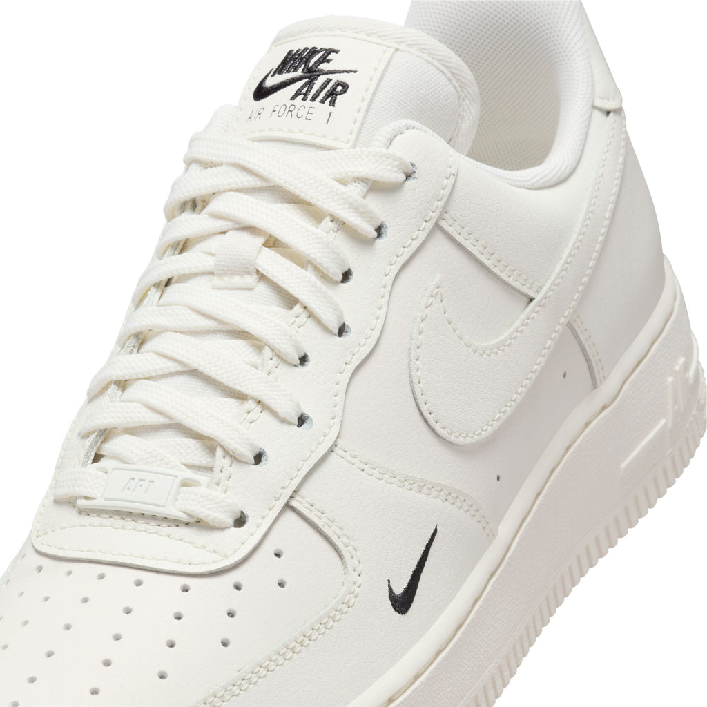 WMNS AIR FORCE 1 '07 ESS TRK3 – DAYZ ARCHIVES